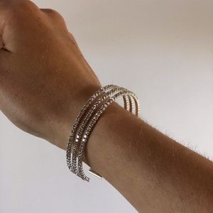 Silver stretch on bracelet